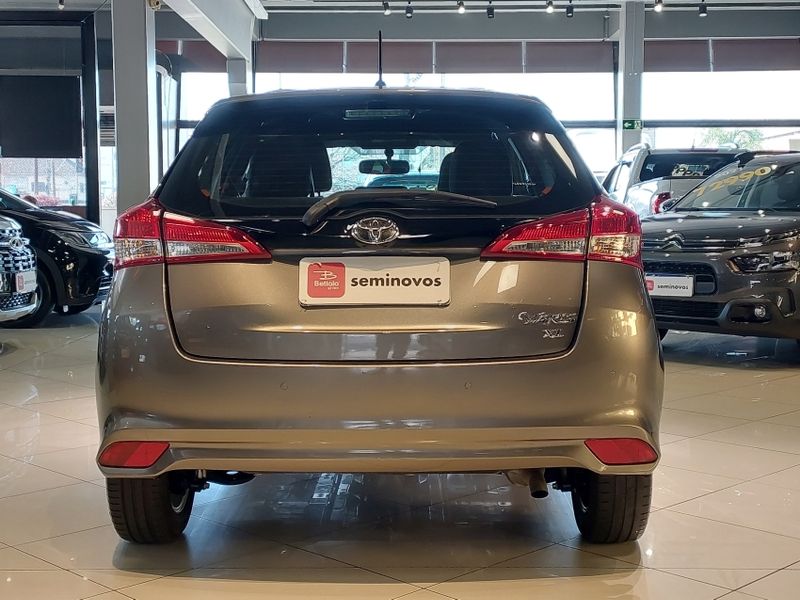 Toyota YARIS 1.3 16V FLEX XL PLUS TECH MULTIDRIVE 2019/2020 BETIOLO NOVOS E SEMINOVOS LAJEADO / Carros no Vale