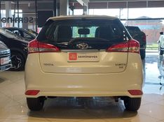 Toyota YARIS 1.5 16V FLEX XS MULTIDRIVE 2019/2019 BETIOLO NOVOS E SEMINOVOS LAJEADO / Carros no Vale