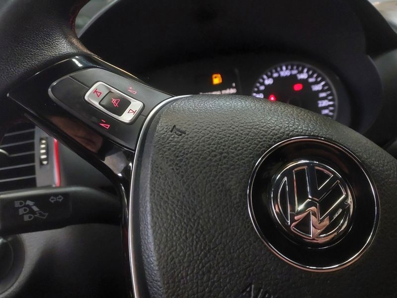 Volkswagen FOX 1.6 MSI PEPPER 16V FLEX 4P MANUAL 2017/2017 BETIOLO NOVOS E SEMINOVOS LAJEADO / Carros no Vale