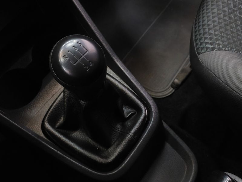 Volkswagen GOL 1.0 12V MPI TOTALFLEX 4P MANUAL 2022/2023 BETIOLO NOVOS E SEMINOVOS LAJEADO / Carros no Vale