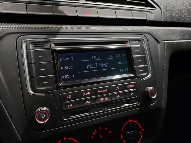 Volkswagen GOL 1.6 MSI TOTALFLEX 4P MANUAL 2018/2019 BETIOLO NOVOS E SEMINOVOS LAJEADO / Carros no Vale