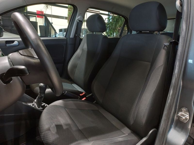 Volkswagen GOL 1.6 MSI TOTALFLEX 4P MANUAL 2018/2019 BETIOLO NOVOS E SEMINOVOS LAJEADO / Carros no Vale