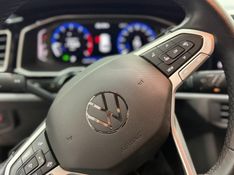 Volkswagen NIVUS 1.0 200 TSI TOTAL FLEX HIGHLINE AUTOMÁTICO 2021/2022 BETIOLO NOVOS E SEMINOVOS LAJEADO / Carros no Vale