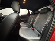 Volkswagen NIVUS 1.0 200 TSI TOTAL FLEX HIGHLINE AUTOMÁTICO 2021/2022 BETIOLO NOVOS E SEMINOVOS LAJEADO / Carros no Vale