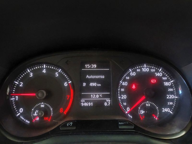 Volkswagen SAVEIRO 1.6 MSI TRENDLINE CS 16V FLEX 2P MANUAL 2022/2023 BETIOLO NOVOS E SEMINOVOS LAJEADO / Carros no Vale