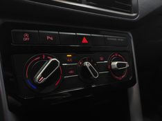 Volkswagen T-CROSS 1.0 200 TSI TOTAL FLEX COMFORTLINE AUTOMÁTICO 2024/2024 BETIOLO NOVOS E SEMINOVOS LAJEADO / Carros no Vale