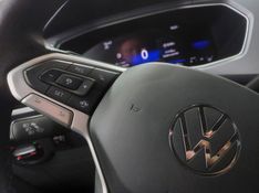 Volkswagen T-CROSS 1.0 200 TSI TOTAL FLEX COMFORTLINE AUTOMÁTICO 2024/2024 BETIOLO NOVOS E SEMINOVOS LAJEADO / Carros no Vale