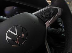 Volkswagen T-CROSS 1.0 200 TSI TOTAL FLEX COMFORTLINE AUTOMÁTICO 2024/2024 BETIOLO NOVOS E SEMINOVOS LAJEADO / Carros no Vale