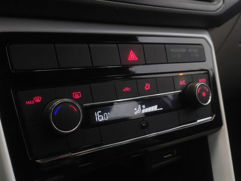 Volkswagen T-CROSS 1.4 250 TSI TOTAL FLEX HIGHLINE AUTOMÁTICO 2020/2021 BETIOLO NOVOS E SEMINOVOS LAJEADO / Carros no Vale