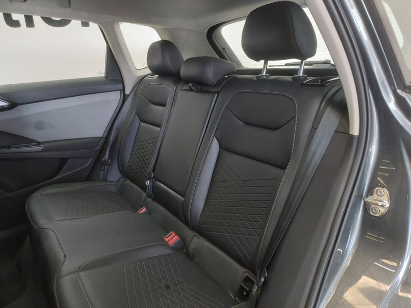 Volkswagen TAOS 1.4 250 TSI TOTAL FLEX COMFORTLINE AUTOMÁTICO 2022/2022 BETIOLO NOVOS E SEMINOVOS LAJEADO / Carros no Vale