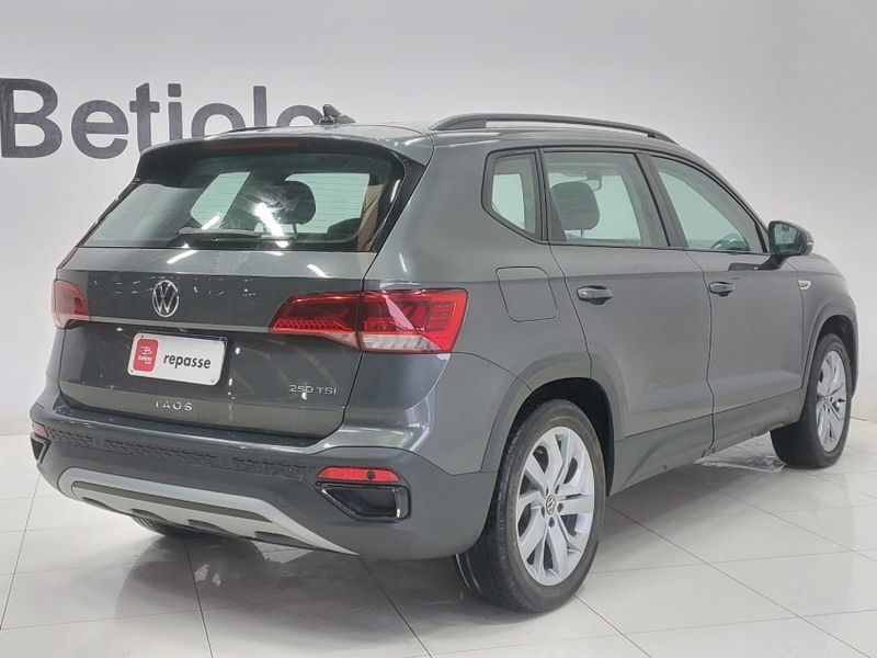 Volkswagen TAOS 1.4 250 TSI TOTAL FLEX COMFORTLINE AUTOMÁTICO 2022/2022 BETIOLO NOVOS E SEMINOVOS LAJEADO / Carros no Vale