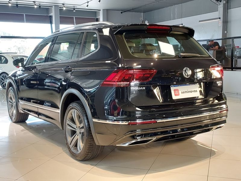 Volkswagen TIGUAN 2.0 350 TSI GASOLINA ALLSPACE R-LINE 4MOTION DSG 2019/2019 BETIOLO NOVOS E SEMINOVOS LAJEADO / Carros no Vale Volkswagen TIGUAN 2.0 350 TSI GASOLINA ALLSPACE R-LINE 4MOTION DSG 2019/2019 BETIOLO NOVOS E SEMINOVOS LAJEADO / Carros no Vale