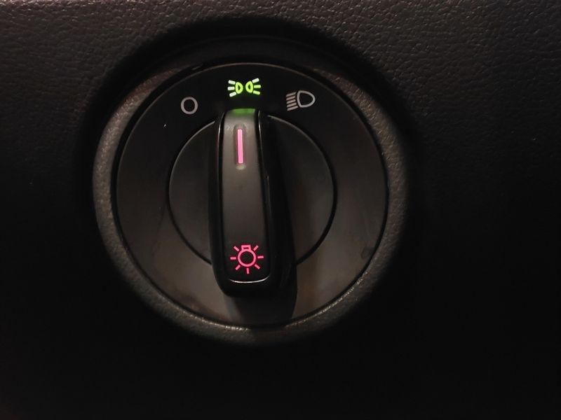 Volkswagen UP 1.0 MPI TAKE UP 12V FLEX 4P MANUAL 2017/2018 BETIOLO NOVOS E SEMINOVOS LAJEADO / Carros no Vale Volkswagen UP 1.0 MPI TAKE UP 12V FLEX 4P MANUAL 2017/2018 BETIOLO NOVOS E SEMINOVOS LAJEADO / Carros no Vale