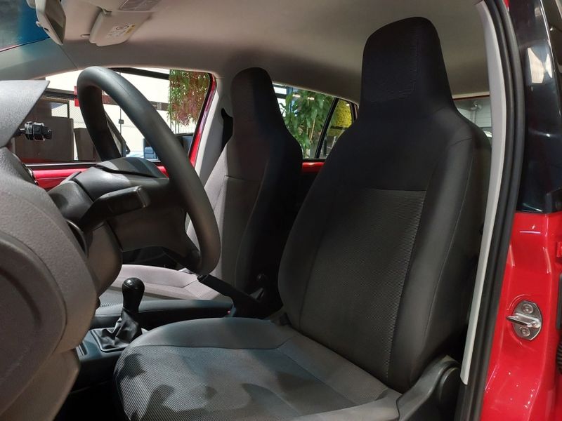 Volkswagen UP 1.0 MPI TAKE UP 12V FLEX 4P MANUAL 2017/2018 BETIOLO NOVOS E SEMINOVOS LAJEADO / Carros no Vale Volkswagen UP 1.0 MPI TAKE UP 12V FLEX 4P MANUAL 2017/2018 BETIOLO NOVOS E SEMINOVOS LAJEADO / Carros no Vale