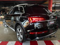 Audi Q5 2.0 45 TFSI GASOLINA S-LINE QUATTRO S TRONIC 2021/2022 CASTELLAN E TOMAZONI MOTORS CAXIAS DO SUL / Carros no Vale