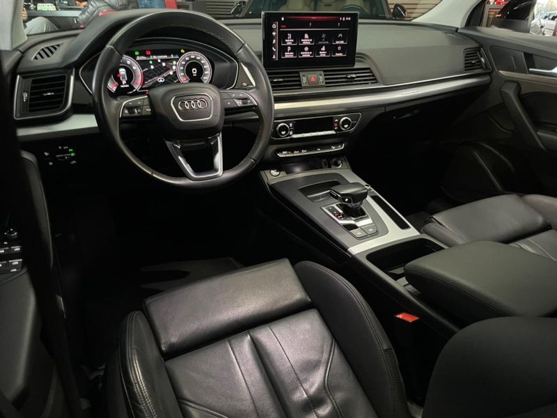 Audi Q5 2.0 45 TFSI GASOLINA S-LINE QUATTRO S TRONIC 2021/2022 CASTELLAN E TOMAZONI MOTORS CAXIAS DO SUL / Carros no Vale