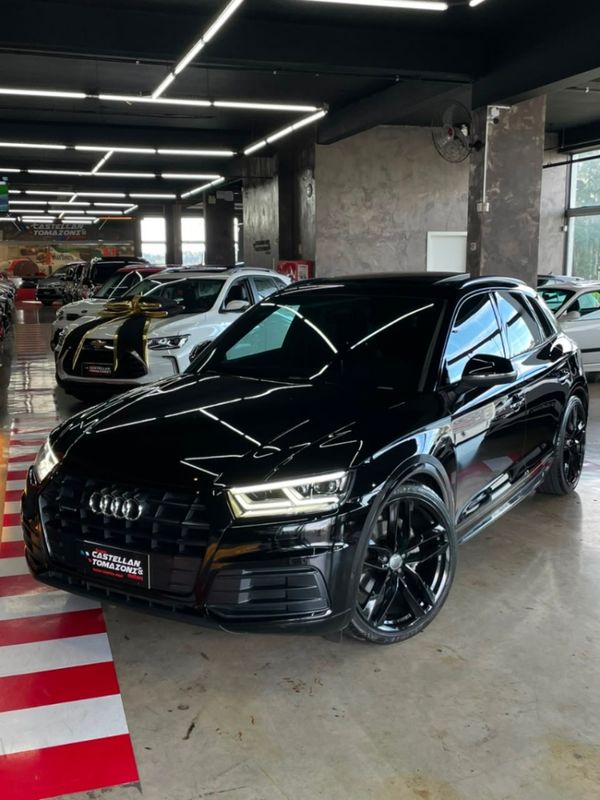 Audi Q5 2.0 TFSI GASOLINA BLACK S TRONIC 2018/2019 CASTELLAN E TOMAZONI MOTORS CAXIAS DO SUL / Carros no Vale Audi Q5 2.0 TFSI GASOLINA BLACK S TRONIC 2018/2019 CASTELLAN E TOMAZONI MOTORS CAXIAS DO SUL / Carros no Vale