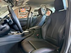 BMW 320i 2.0 SPORT 16V TURBO ACTIVE FLEX 4P AUTOMÁTICO 2017/2017 CASTELLAN E TOMAZONI MOTORS CAXIAS DO SUL / Carros no Vale