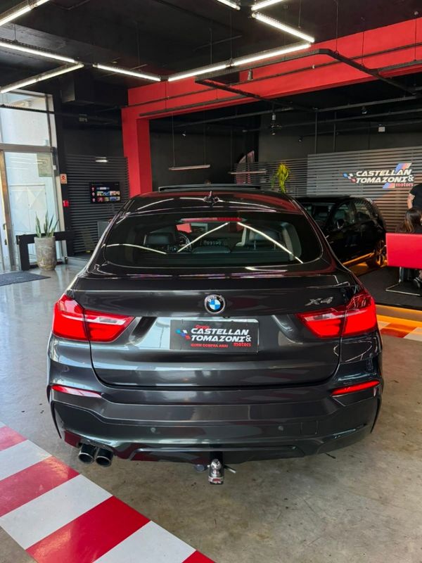 BMW X4 3.0 M SPORT 35I 4X4 24V TURBO GASOLINA 4P AUTOMÁTICO 2017/2017 CASTELLAN E TOMAZONI MOTORS CAXIAS DO SUL / Carros no Vale BMW X4 3.0 M SPORT 35I 4X4 24V TURBO GASOLINA 4P AUTOMÁTICO 2017/2017 CASTELLAN E TOMAZONI MOTORS CAXIAS DO SUL / Carros no Vale