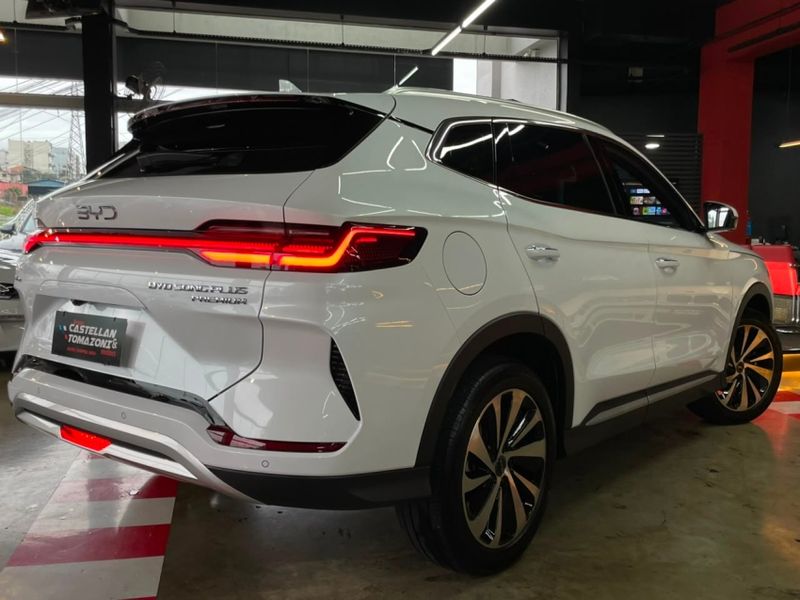 BYD SONG PLUS PREMIUM 1.5 DM-I TURBO HÍBRIDO AWD AUTOMÁTICO 2025/2026 CASTELLAN E TOMAZONI MOTORS CAXIAS DO SUL / Carros no Vale