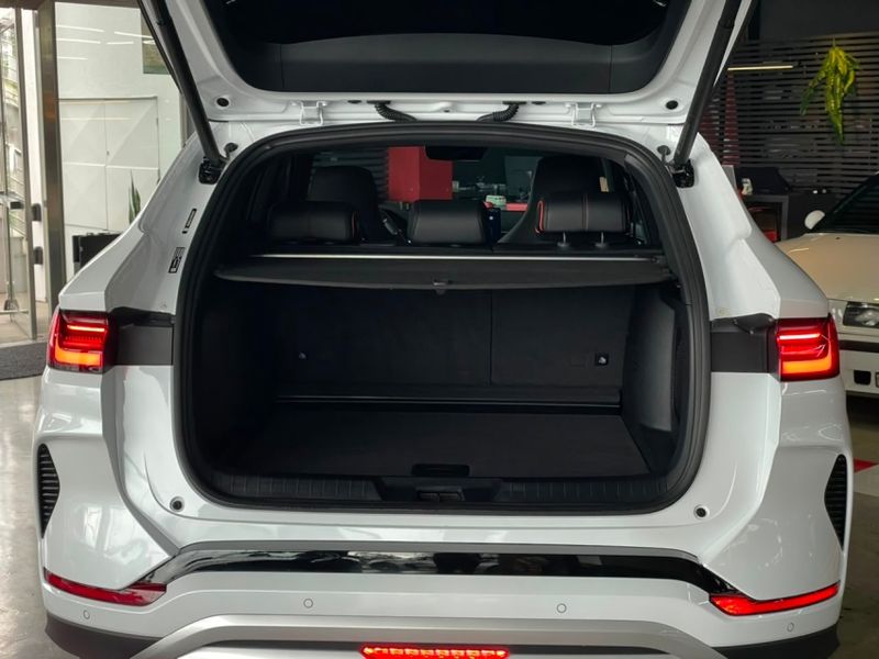 BYD SONG PLUS PREMIUM 1.5 DM-I TURBO HÍBRIDO AWD AUTOMÁTICO 2025/2026 CASTELLAN E TOMAZONI MOTORS CAXIAS DO SUL / Carros no Vale