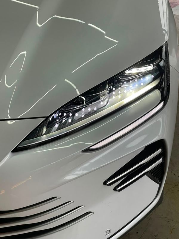 BYD SONG PLUS PREMIUM 1.5 DM-I TURBO HÍBRIDO AWD AUTOMÁTICO 2025/2026 CASTELLAN E TOMAZONI MOTORS CAXIAS DO SUL / Carros no Vale