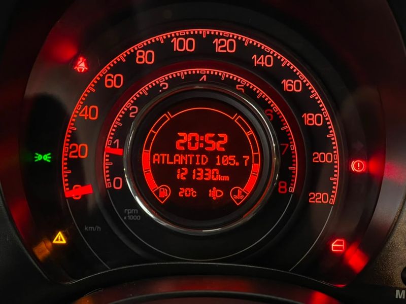 Fiat 500 1.4 SPORT 16V GASOLINA 2P MANUAL 2009/2010 CASTELLAN E TOMAZONI MOTORS CAXIAS DO SUL / Carros no Vale Fiat 500 1.4 SPORT 16V GASOLINA 2P MANUAL 2009/2010 CASTELLAN E TOMAZONI MOTORS CAXIAS DO SUL / Carros no Vale