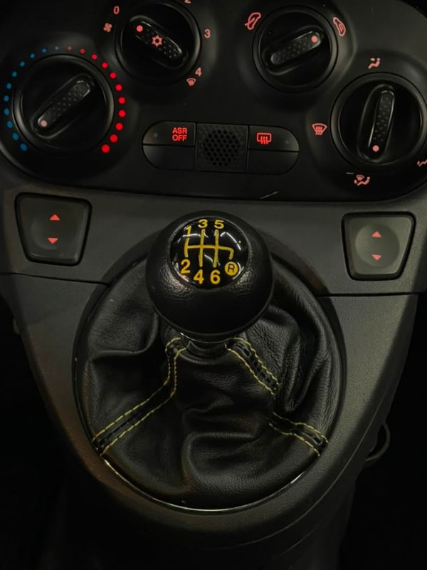 Fiat 500 1.4 SPORT 16V GASOLINA 2P MANUAL 2009/2010 CASTELLAN E TOMAZONI MOTORS CAXIAS DO SUL / Carros no Vale Fiat 500 1.4 SPORT 16V GASOLINA 2P MANUAL 2009/2010 CASTELLAN E TOMAZONI MOTORS CAXIAS DO SUL / Carros no Vale