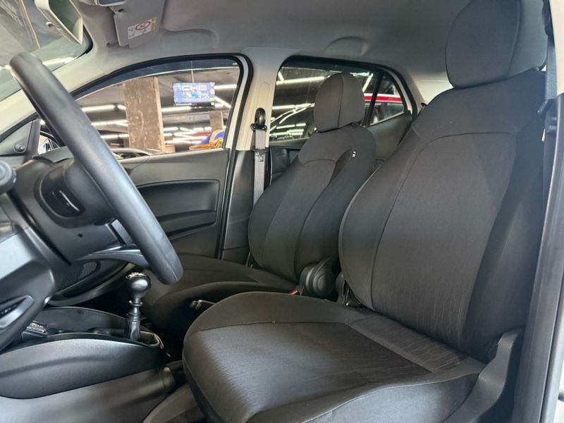 Fiat ARGO 1.0 FIREFLY FLEX DRIVE MANUAL 2024/2025 CASTELLAN E TOMAZONI MOTORS CAXIAS DO SUL / Carros no Vale Fiat ARGO 1.0 FIREFLY FLEX DRIVE MANUAL 2024/2025 CASTELLAN E TOMAZONI MOTORS CAXIAS DO SUL / Carros no Vale