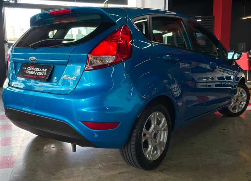 Ford FIESTA 1.6 SEL HATCH 16V FLEX 4P POWERSHIFT 2017/2017 CASTELLAN E TOMAZONI MOTORS CAXIAS DO SUL / Carros no Vale Ford FIESTA 1.6 SEL HATCH 16V FLEX 4P POWERSHIFT 2017/2017 CASTELLAN E TOMAZONI MOTORS CAXIAS DO SUL / Carros no Vale
