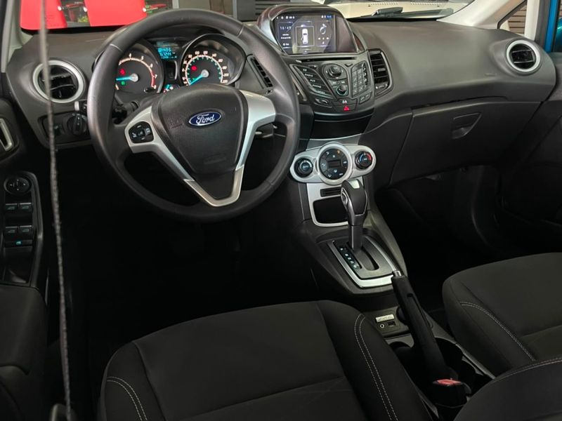 Ford FIESTA 1.6 SEL HATCH 16V FLEX 4P POWERSHIFT 2017/2017 CASTELLAN E TOMAZONI MOTORS CAXIAS DO SUL / Carros no Vale Ford FIESTA 1.6 SEL HATCH 16V FLEX 4P POWERSHIFT 2017/2017 CASTELLAN E TOMAZONI MOTORS CAXIAS DO SUL / Carros no Vale