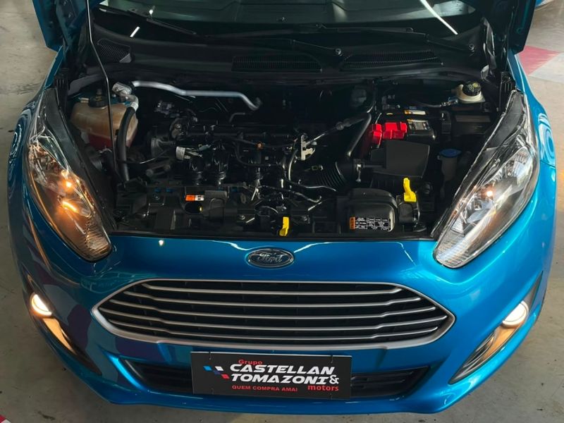 Ford FIESTA 1.6 SEL HATCH 16V FLEX 4P POWERSHIFT 2017/2017 CASTELLAN E TOMAZONI MOTORS CAXIAS DO SUL / Carros no Vale Ford FIESTA 1.6 SEL HATCH 16V FLEX 4P POWERSHIFT 2017/2017 CASTELLAN E TOMAZONI MOTORS CAXIAS DO SUL / Carros no Vale