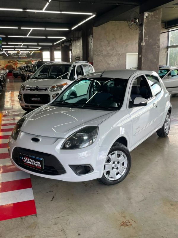 Ford KA 1.0 MPI 8V FLEX 2P MANUAL 2013/2013 CASTELLAN E TOMAZONI MOTORS CAXIAS DO SUL / Carros no Vale Ford KA 1.0 MPI 8V FLEX 2P MANUAL 2013/2013 CASTELLAN E TOMAZONI MOTORS CAXIAS DO SUL / Carros no Vale