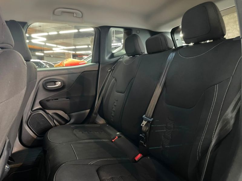 JEEP RENEGADE 1.3 T270 TURBO FLEX SPORT AT6 2022/2023 CASTELLAN E TOMAZONI MOTORS CAXIAS DO SUL / Carros no Vale