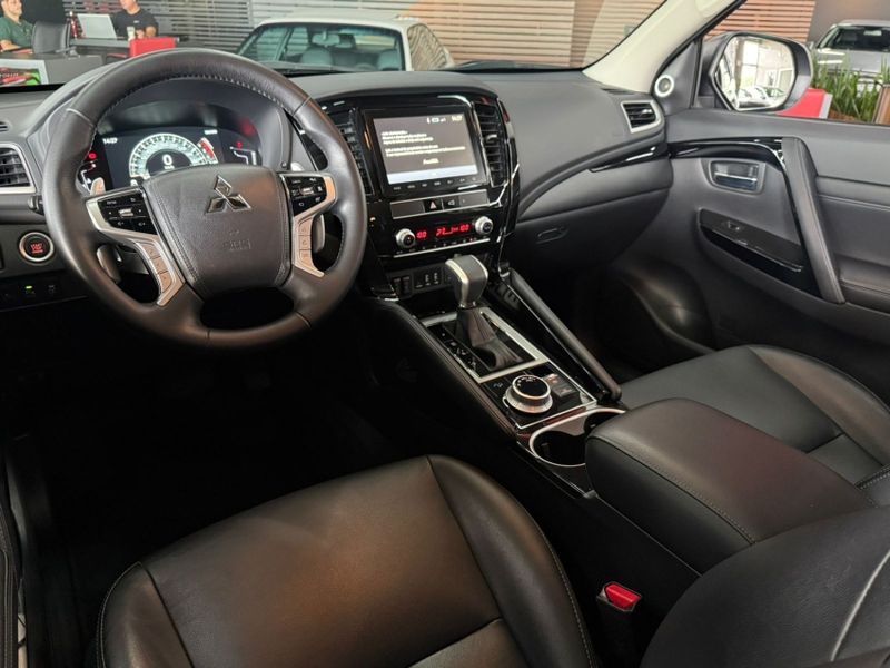 Mitsubishi PAJERO SPORT 2.4 16V MIVEC TURBO DIESEL LEGEND AWD AUTOMÁTICO 2024/2024 CASTELLAN E TOMAZONI MOTORS CAXIAS DO SUL / Carros no Vale Mitsubishi PAJERO SPORT 2.4 16V MIVEC TURBO DIESEL LEGEND AWD AUTOMÁTICO 2024/2024 CASTELLAN E TOMAZONI MOTORS CAXIAS DO SUL / Carros no Vale
