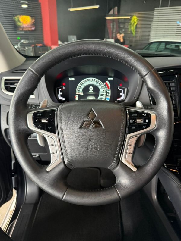 Mitsubishi PAJERO SPORT 2.4 16V MIVEC TURBO DIESEL LEGEND AWD AUTOMÁTICO 2024/2024 CASTELLAN E TOMAZONI MOTORS CAXIAS DO SUL / Carros no Vale Mitsubishi PAJERO SPORT 2.4 16V MIVEC TURBO DIESEL LEGEND AWD AUTOMÁTICO 2024/2024 CASTELLAN E TOMAZONI MOTORS CAXIAS DO SUL / Carros no Vale