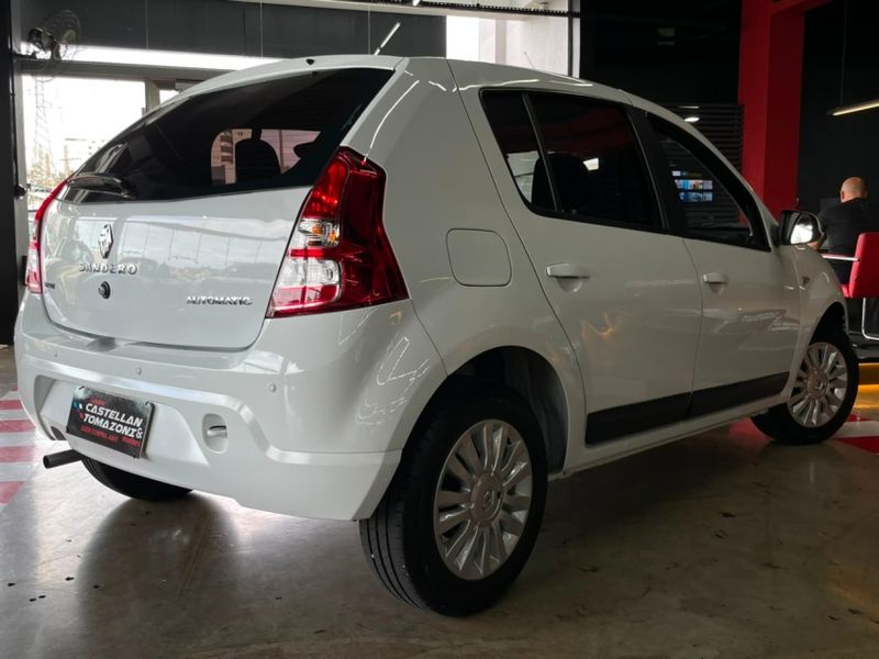 Renault SANDERO 1.6 PRIVILÉGE 16V FLEX 4P AUTOMÁTICO 2012/2012 CASTELLAN E TOMAZONI MOTORS CAXIAS DO SUL / Carros no Vale Renault SANDERO 1.6 PRIVILÉGE 16V FLEX 4P AUTOMÁTICO 2012/2012 CASTELLAN E TOMAZONI MOTORS CAXIAS DO SUL / Carros no Vale