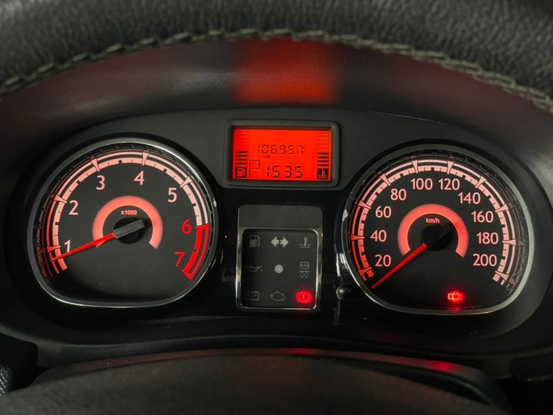 Renault SANDERO 1.6 PRIVILÉGE 16V FLEX 4P AUTOMÁTICO 2012/2012 CASTELLAN E TOMAZONI MOTORS CAXIAS DO SUL / Carros no Vale Renault SANDERO 1.6 PRIVILÉGE 16V FLEX 4P AUTOMÁTICO 2012/2012 CASTELLAN E TOMAZONI MOTORS CAXIAS DO SUL / Carros no Vale