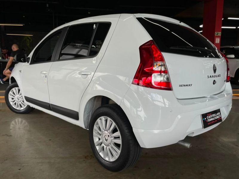 Renault SANDERO 1.6 PRIVILÉGE 16V FLEX 4P AUTOMÁTICO 2012/2012 CASTELLAN E TOMAZONI MOTORS CAXIAS DO SUL / Carros no Vale Renault SANDERO 1.6 PRIVILÉGE 16V FLEX 4P AUTOMÁTICO 2012/2012 CASTELLAN E TOMAZONI MOTORS CAXIAS DO SUL / Carros no Vale