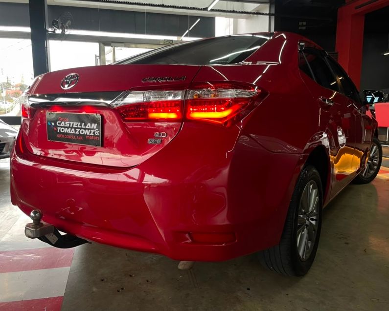 Toyota COROLLA 2.0 XEI 16V FLEX 4P AUTOMÁTICO 2016/2017 CASTELLAN E TOMAZONI MOTORS CAXIAS DO SUL / Carros no Vale
