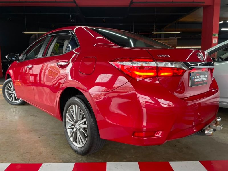 Toyota COROLLA 2.0 XEI 16V FLEX 4P AUTOMÁTICO 2016/2017 CASTELLAN E TOMAZONI MOTORS CAXIAS DO SUL / Carros no Vale