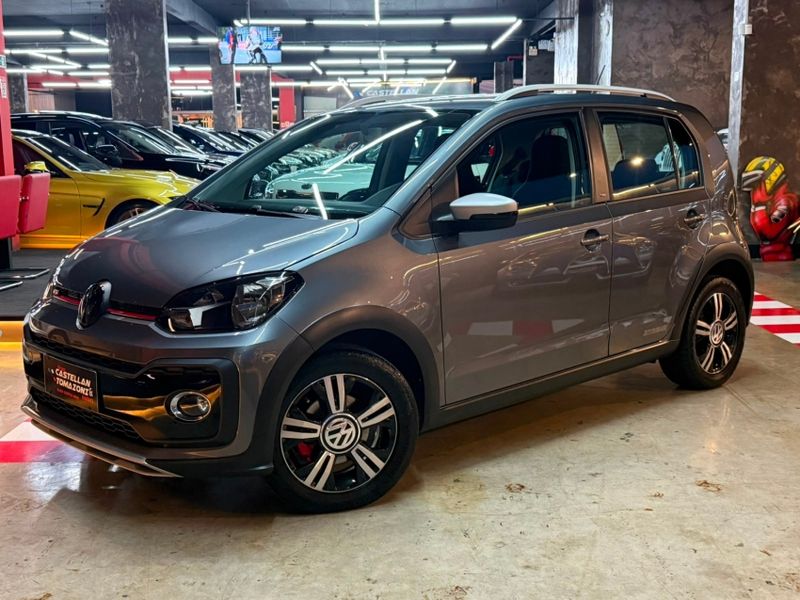 Volkswagen UP 1.0 170 TSI TOTAL FLEX XTREME 4P MANUAL 2019/2020 CASTELLAN E TOMAZONI MOTORS CAXIAS DO SUL / Carros no Vale