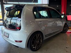 Volkswagen UP 1.0 TSI MOVE UP 12V FLEX 4P MANUAL 2017/2018 CASTELLAN E TOMAZONI MOTORS CAXIAS DO SUL / Carros no Vale