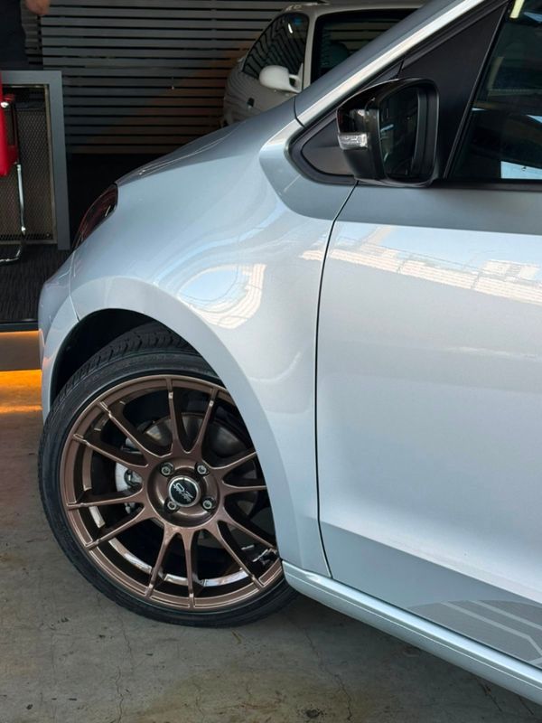 Volkswagen UP 1.0 TSI MOVE UP 12V FLEX 4P MANUAL 2017/2018 CASTELLAN E TOMAZONI MOTORS CAXIAS DO SUL / Carros no Vale Volkswagen UP 1.0 TSI MOVE UP 12V FLEX 4P MANUAL 2017/2018 CASTELLAN E TOMAZONI MOTORS CAXIAS DO SUL / Carros no Vale