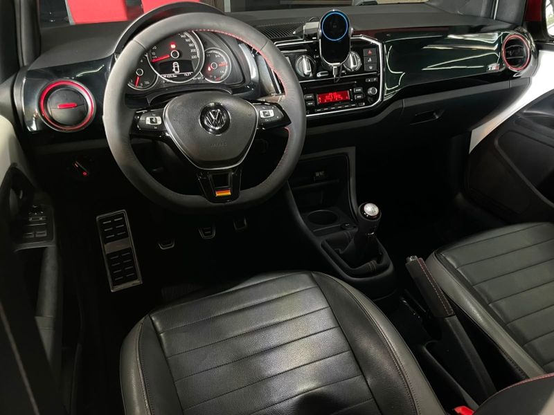 Volkswagen UP 1.0 TSI PEPPER 12V FLEX 4P MANUAL 2018/2018 CASTELLAN E TOMAZONI MOTORS CAXIAS DO SUL / Carros no Vale Volkswagen UP 1.0 TSI PEPPER 12V FLEX 4P MANUAL 2018/2018 CASTELLAN E TOMAZONI MOTORS CAXIAS DO SUL / Carros no Vale