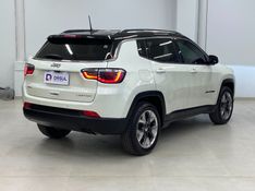 JEEP COMPASS 2.0 16V FLEX LIMITED AUTOMÁTICO 2018/2018 DRSUL SEMINOVOS CAXIAS DO SUL – LAJEADO – SANTA CRUZ DO SUL / Carros no Vale