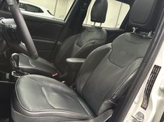 JEEP RENEGADE 1.3 T270 TURBO FLEX S 4X4 AT9 2023/2023 DRSUL SEMINOVOS CAXIAS DO SUL – LAJEADO – SANTA CRUZ DO SUL / Carros no Vale