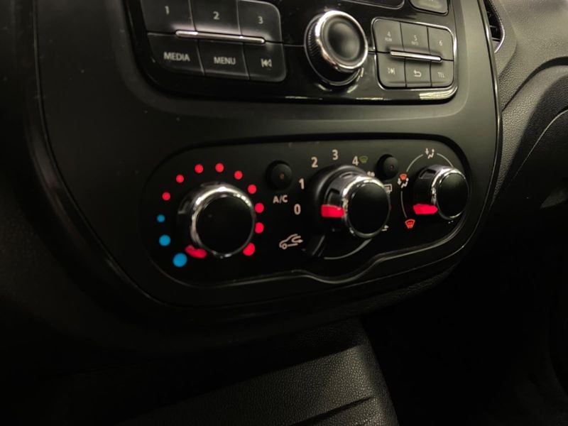 Renault CAPTUR 1.6 16V SCE FLEX ZEN X-TRONIC 2018/2018 DRSUL SEMINOVOS CAXIAS DO SUL – LAJEADO – SANTA CRUZ DO SUL / Carros no Vale Renault CAPTUR 1.6 16V SCE FLEX ZEN X-TRONIC 2018/2018 DRSUL SEMINOVOS CAXIAS DO SUL – LAJEADO – SANTA CRUZ DO SUL / Carros no Vale