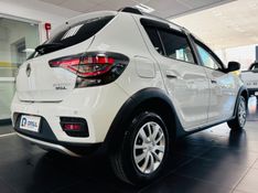 Renault STEPWAY 1.0 12V SCE FLEX ZEN MANUAL 2024/2025 DRSUL SEMINOVOS CAXIAS DO SUL – LAJEADO – SANTA CRUZ DO SUL / Carros no Vale