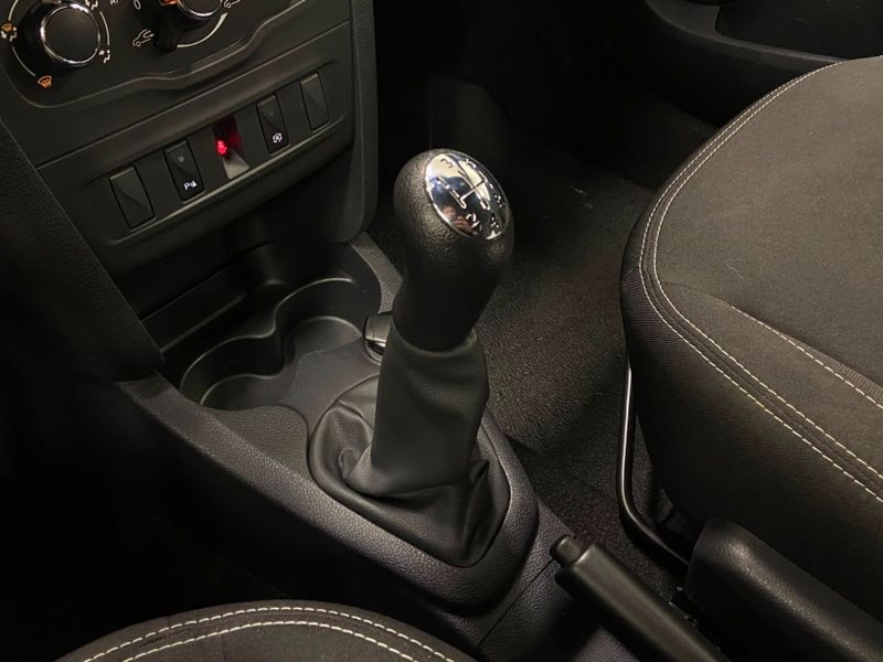 Renault STEPWAY 1.6 16V SCE FLEX ZEN MANUAL 2021/2022 DRSUL SEMINOVOS CAXIAS DO SUL – LAJEADO – SANTA CRUZ DO SUL / Carros no Vale